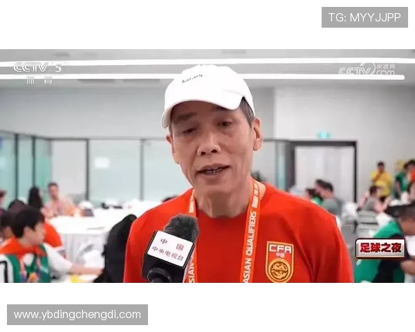马德兴批评足协顾问克里斯误导中国足球纯粹敷衍糊弄人